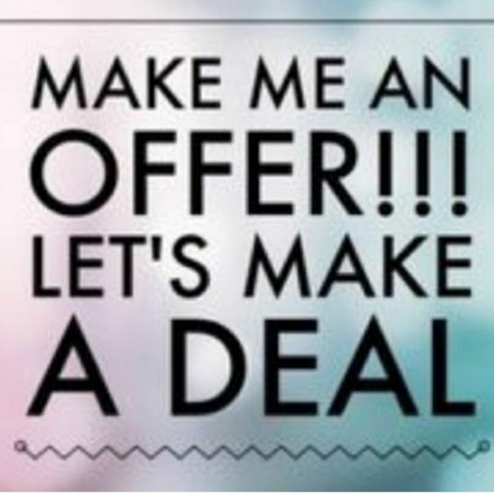 🎉All reasonable offers accepted🎉